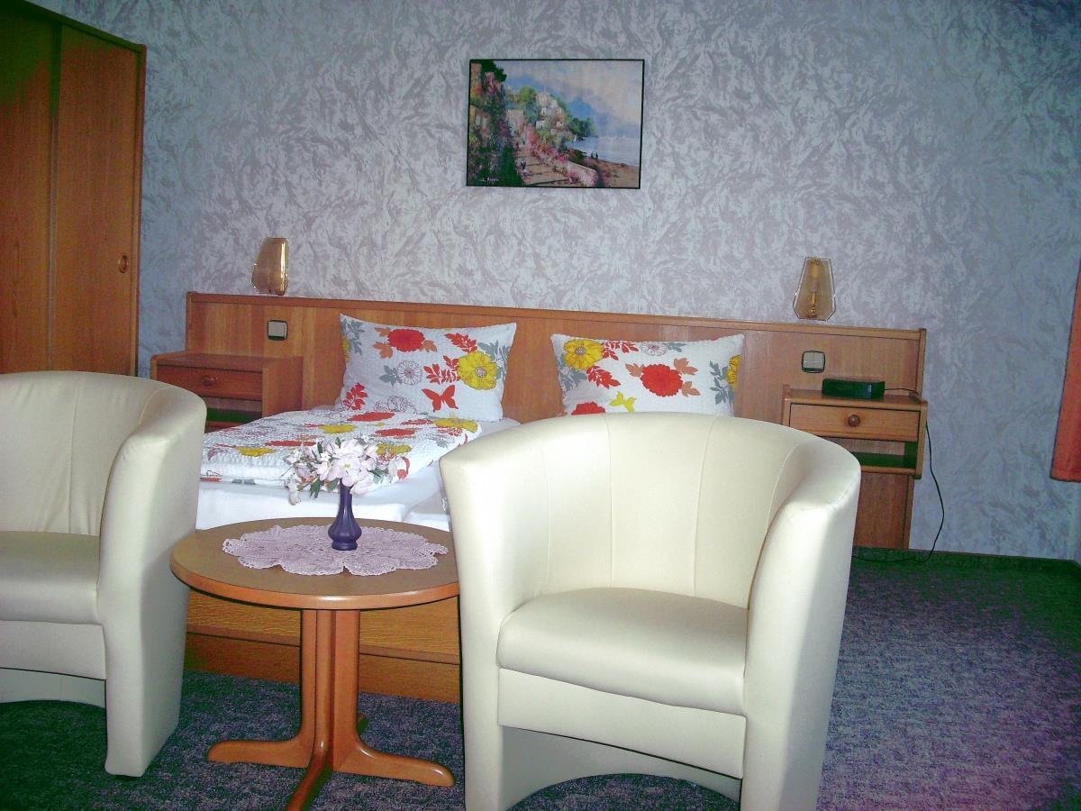 Hotel Pension Am Kurmittelhaus Bad Grund Buitenkant foto