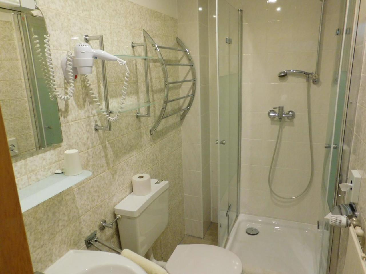 Hotel Pension Am Kurmittelhaus Bad Grund Buitenkant foto